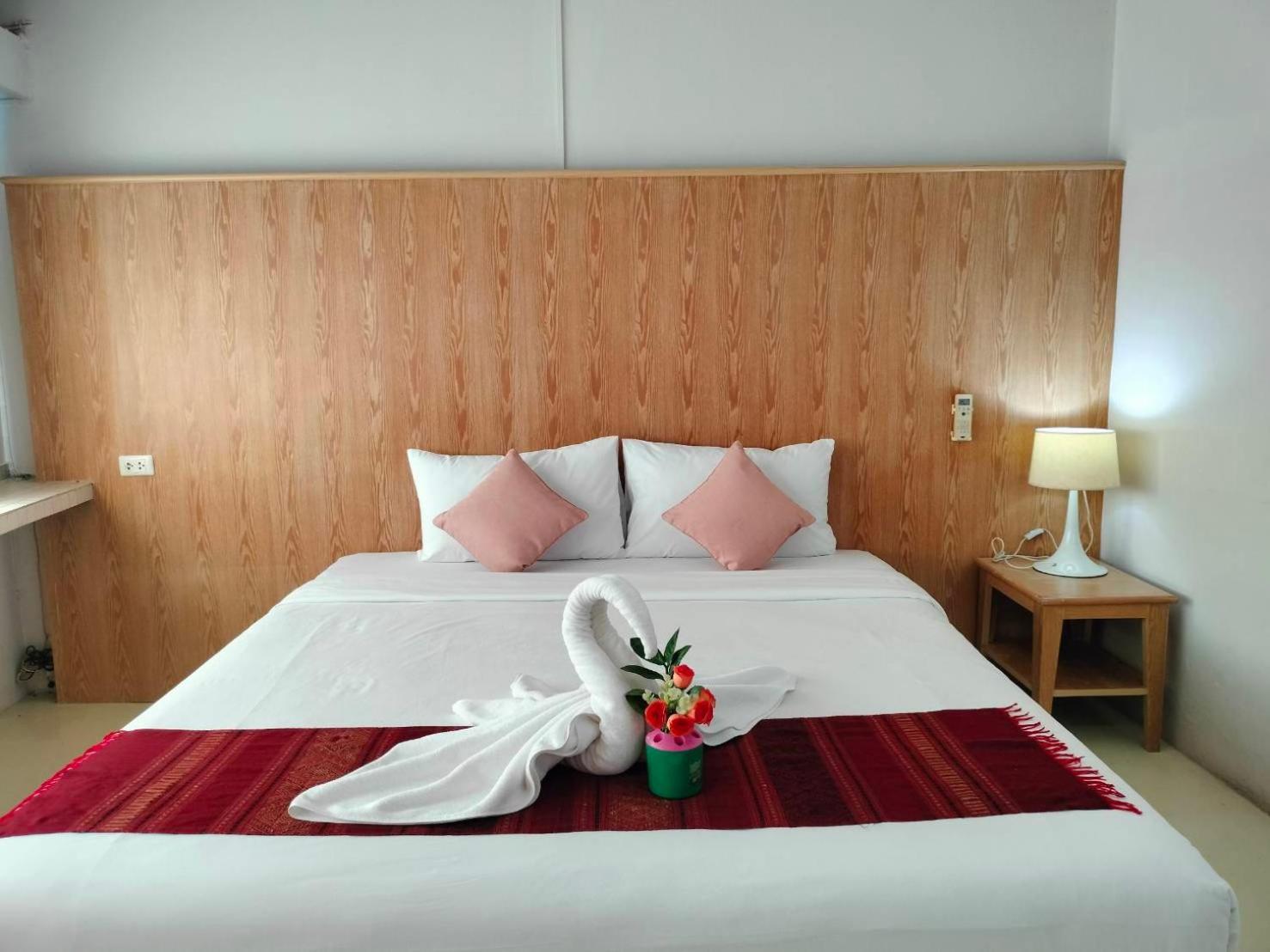 S2S Queen Trang Hotel Exterior photo