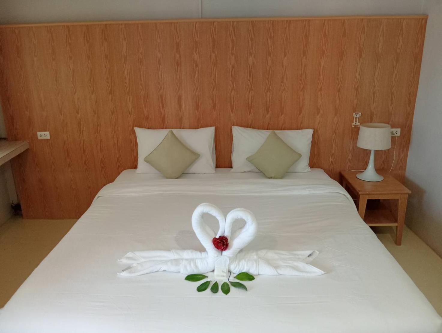 S2S Queen Trang Hotel Exterior photo